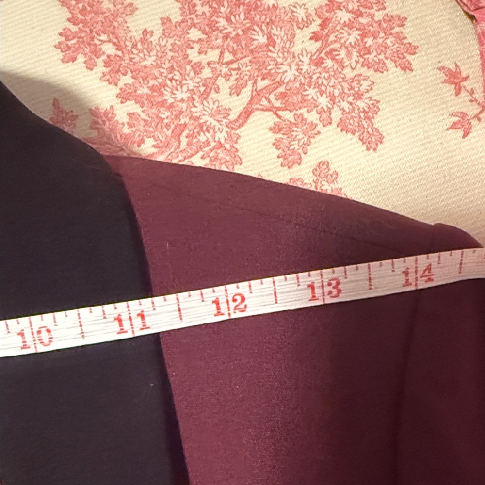 VENUS Burgundy Blazer with Black Accents - Picture 4 of 4